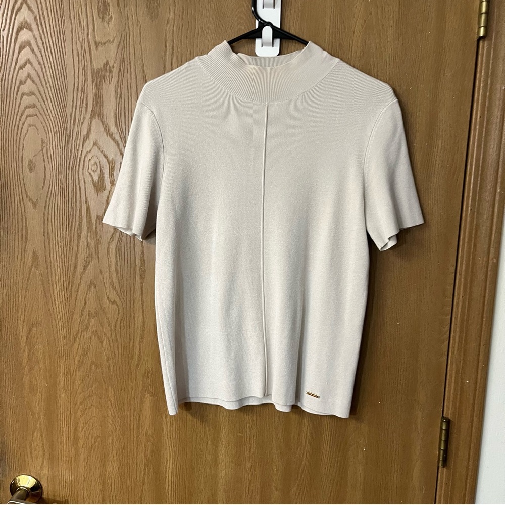 Mock Neck Midsleeve Top